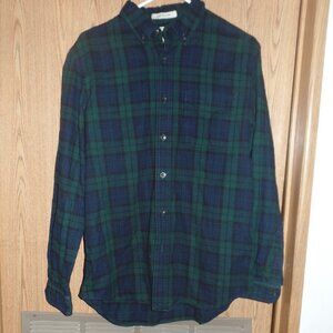 L.L. Bean Men's Dark Green and Navy Blue Plaid Flannel Shirt, Size M